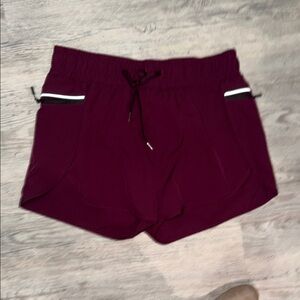 Oakla Women's Burgundy Shorts